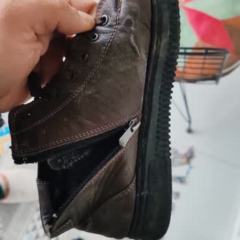 Hakiki Deri Diye Aldım, PVC Çıktı Ve Botlar 2 Ayda Dağıldı
