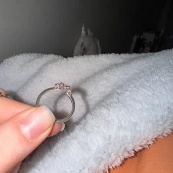 Ücretsiz Tadilat Sözü Verilen Yüzüğün Renk Sorunu