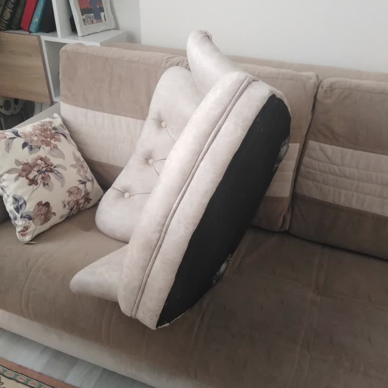 Vivense'den Aldığım Koltuğun Ayakları Teslim Edilmedi