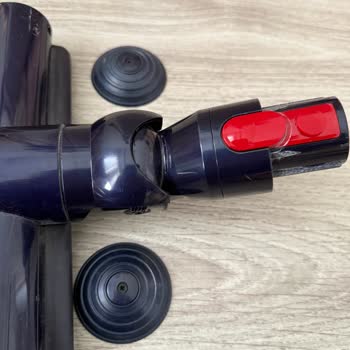 Dyson Gen5Detect Vacuum Head Wheels Broke – No Replacement After 5 Months