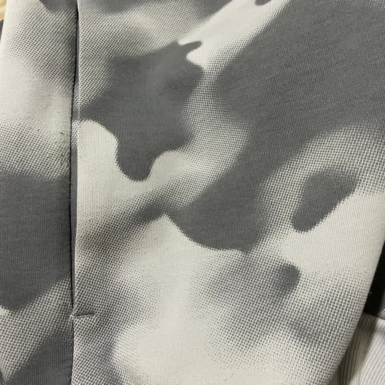 Problemas de pelusa con chaqueta Adidas y soporte ineficiente