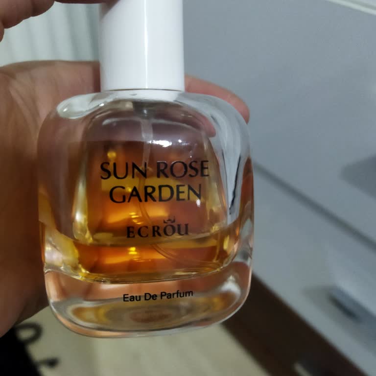 Ecrou Parfüm Alerjik Reaksiyon Ve İletişim Sorunları