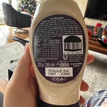 Tarihi Geçmiş Ürün Ve Kırık Yumurta Şoku