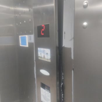 Asansör Arızası Ve Yüksek Tamir Masrafı