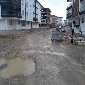 Yıldırım Mahallesi'nde Çamur Sorunu Ve İlgisizlik