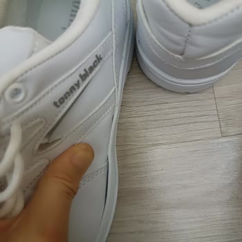Açık Gelen Ayakkabılarla Yaşanan Hayal Kırıklığı