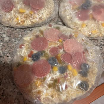 Bozuk Pizza Ve Ücret İadesi Talebi
