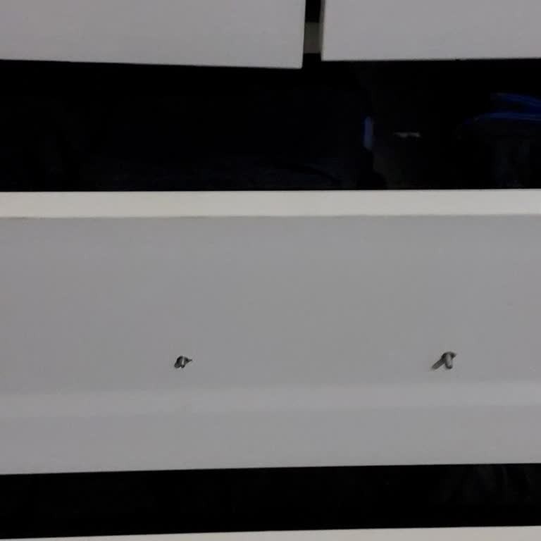 Eksik Parçalarla Gelen Gardırop Hayal Kırıklığı Yarattı
