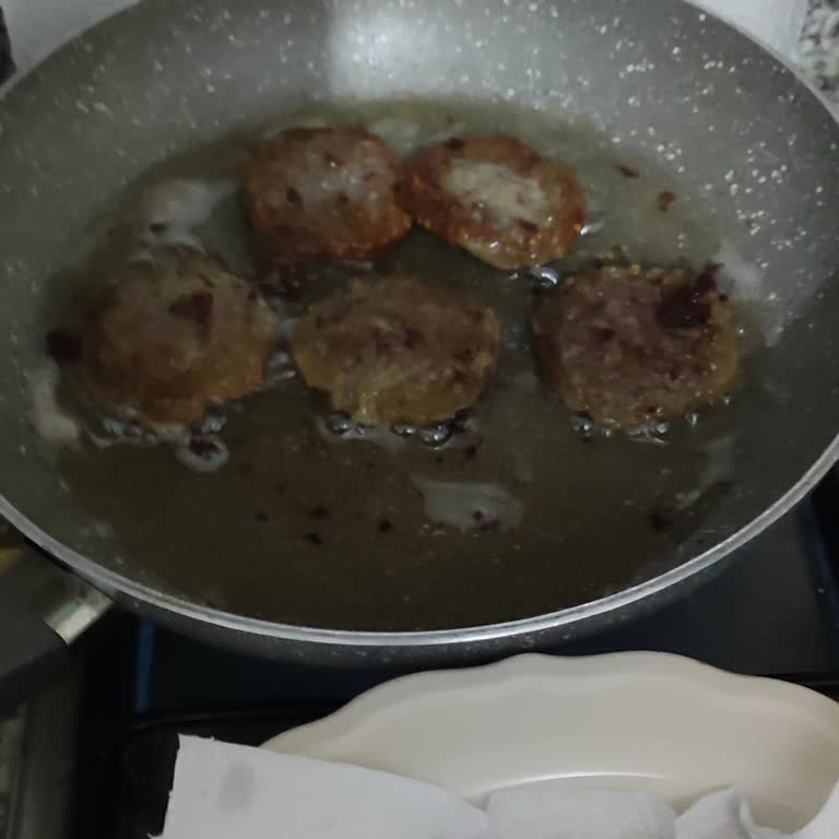 Akçasaray Et Ürünleri Akçaabat Köfte'de Yağ Sorunu