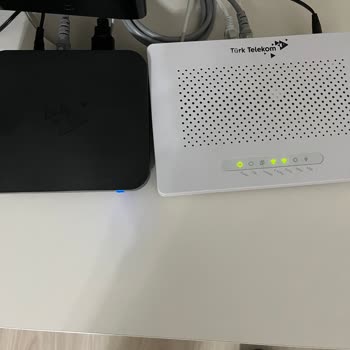 Sürekli Kesilen İnternet Ve İzlenemeyen Tivibu