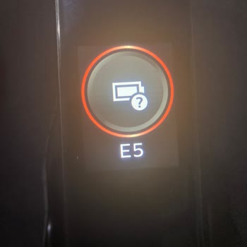 Philips Aquatrio 9000: Kısa Sürede E5 Hatası