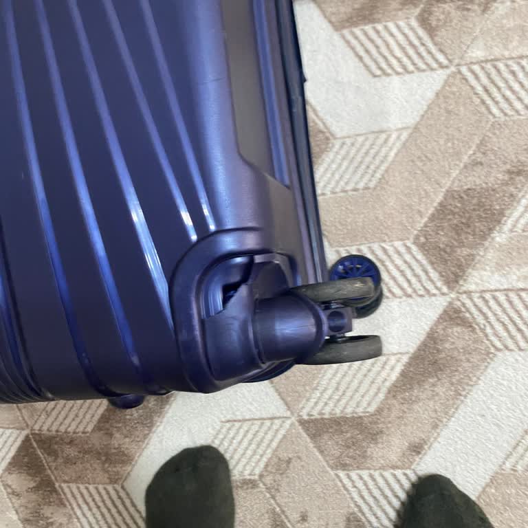 Sunexpress Yolculuğunda Valiz Hasarı Ve İlgisizlik