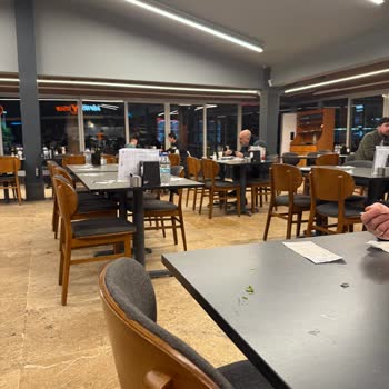 Köfteci Yusuf'ta Evcil Hayvan Krizi Ve Pişmemiş Köfteler!