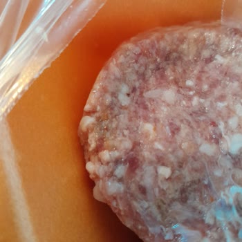 Köfteci Yusuf'ta Şok Edici Yeşil Köfteler