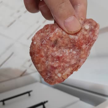 Köfteci Yusuf'ta Şok Edici Yeşil Köfteler