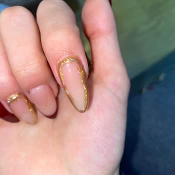Honey Nail Profesyonellikten Uzak Ve Müşteri Odaklı Olmayan Deneyim