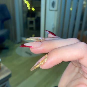 Honey Nail Profesyonellikten Uzak Ve Müşteri Odaklı Olmayan Deneyim