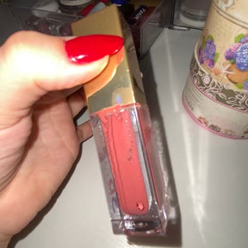 Sevdiğim Markanın Lipgloss Ürünü Çantama Akıtıyor