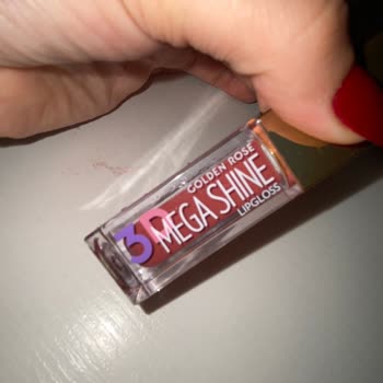 Sevdiğim Markanın Lipgloss Ürünü Çantama Akıtıyor