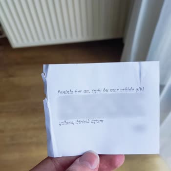 Yanlış Ve Hasarlı Çiçek Teslimatı: Müşteri Hizmetleri Yetersizliği