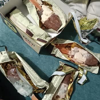 Tarihi Geçmemiş Dondurmada Küf Ve Kötü Koku Şoku