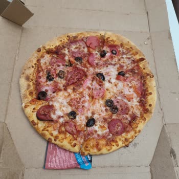 Orta Boy Pizza Fiyaskosu: Küçük Boyuta Büyük Fiyat