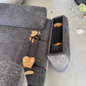 Ergül Mobilya'dan Alınan Koltukta Servis Sorunu