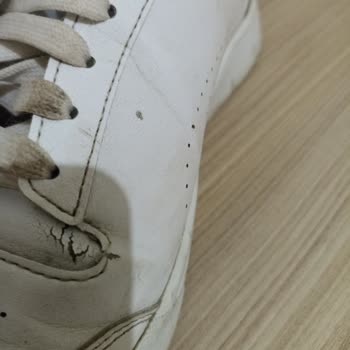 Garantisi Olan Üründe Çatlak Sorunu