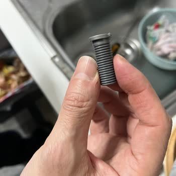 Plastik Vida Sorunu: Teka Evyemiz Kullanılamaz Durumda