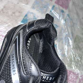 Skechers Ayakkabıda Üretim Hatası Ve Mağaza Süreci