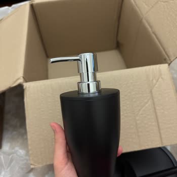 Yanıltıcı Ürün Renk Seçimi: Siyah Beklerken Gümüş Geldi!