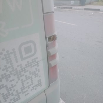 Otobüs Kaosu Ve Zarar Gören Eşyalar