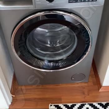 Beko Çamaşır Makinesi Yer Değiştiriyor Ve Çok Ses Çıkarıyor!