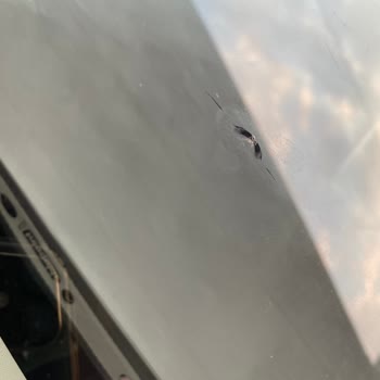 Renault Mais'ten Aldığım Araçta Çatlak Ve Garantide Sorun Yaşadım