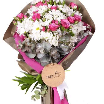 Yanlış Çiçek Siparişi Ve Yetersiz Müşteri Hizmetleri