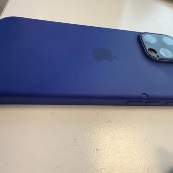 MagSafe Silicone Case for iPhone 16 Pro Max Peeling Apart—Not Durable