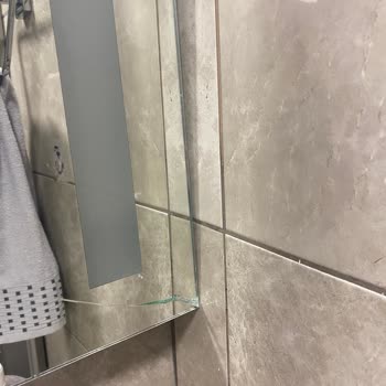 Emlak Konut'ta Sürekli Çatlayan Duvarlar