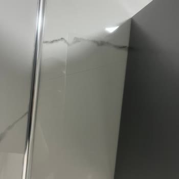 Davlumbaz Montajı Sonrası Fayans Çatlağı