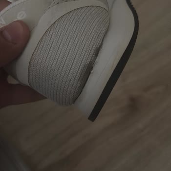 Ayakkabı Temizleme Hizmetinde Büyük Hayal Kırıklığı