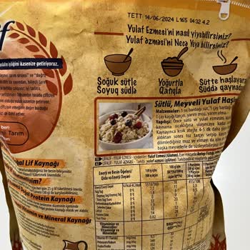 Tarihi Geçmiş Ürün Ve İlgisiz Müşteri Hizmetleri