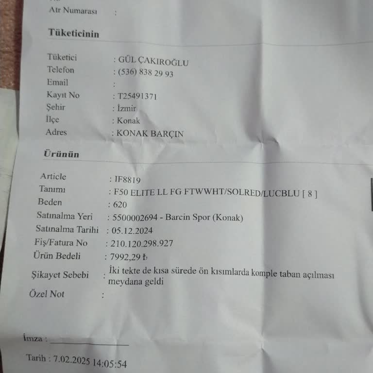 Adidas Kramponlarda Beklenmedik Kalite Sorunu