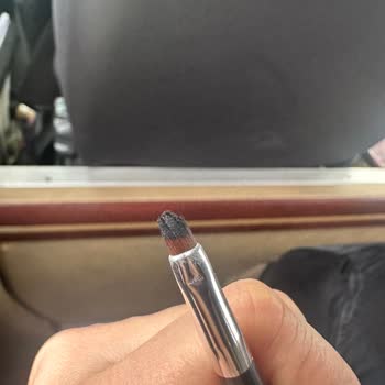 Maybelline Jel Eyeliner: Kuruluk Sorunu Ve Kalitesizlik