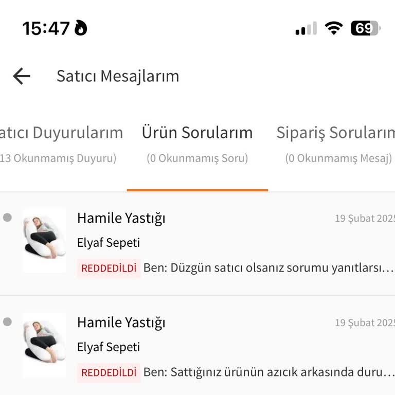 Boş Hamile Yastığı Ve İlgisiz Satıcı