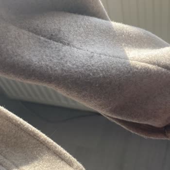 Zara'dan Alınan Montun Tüylendi Ve İade Süreci Sorunları