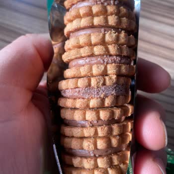 Son Kullanma Tarihi Geçmeden Bozulan Bisküvi