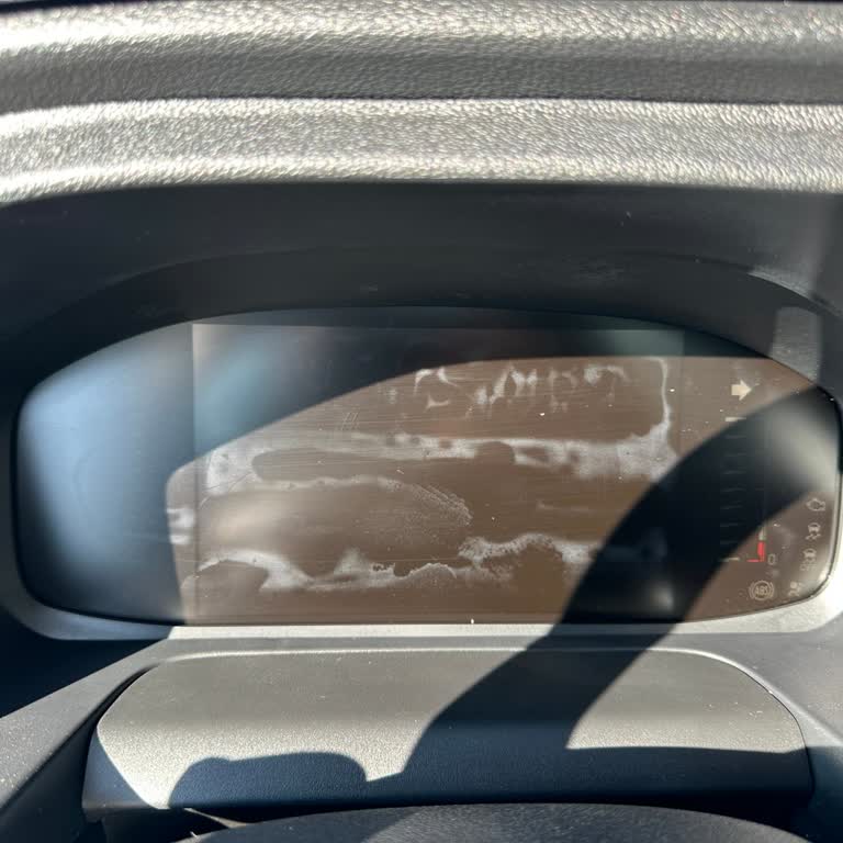 Sıfır Araçta Beklenmedik Gösterge Sorunu