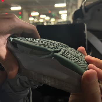 Dayanıklı Olmayan Ayakkabı Ve Yetersiz Müşteri Hizmeti