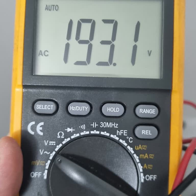 Elektrik Dalgalanmaları Cihazlarımı Tehdit Ediyor!