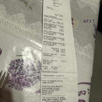 Kırık Televizyon Ve İki Firma Arasında Kalan Müşteri