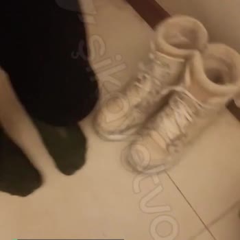 Muggo Shoes Su Geçirmez Yazdığı Halde İçi Havuza Dönen Kar Botları!